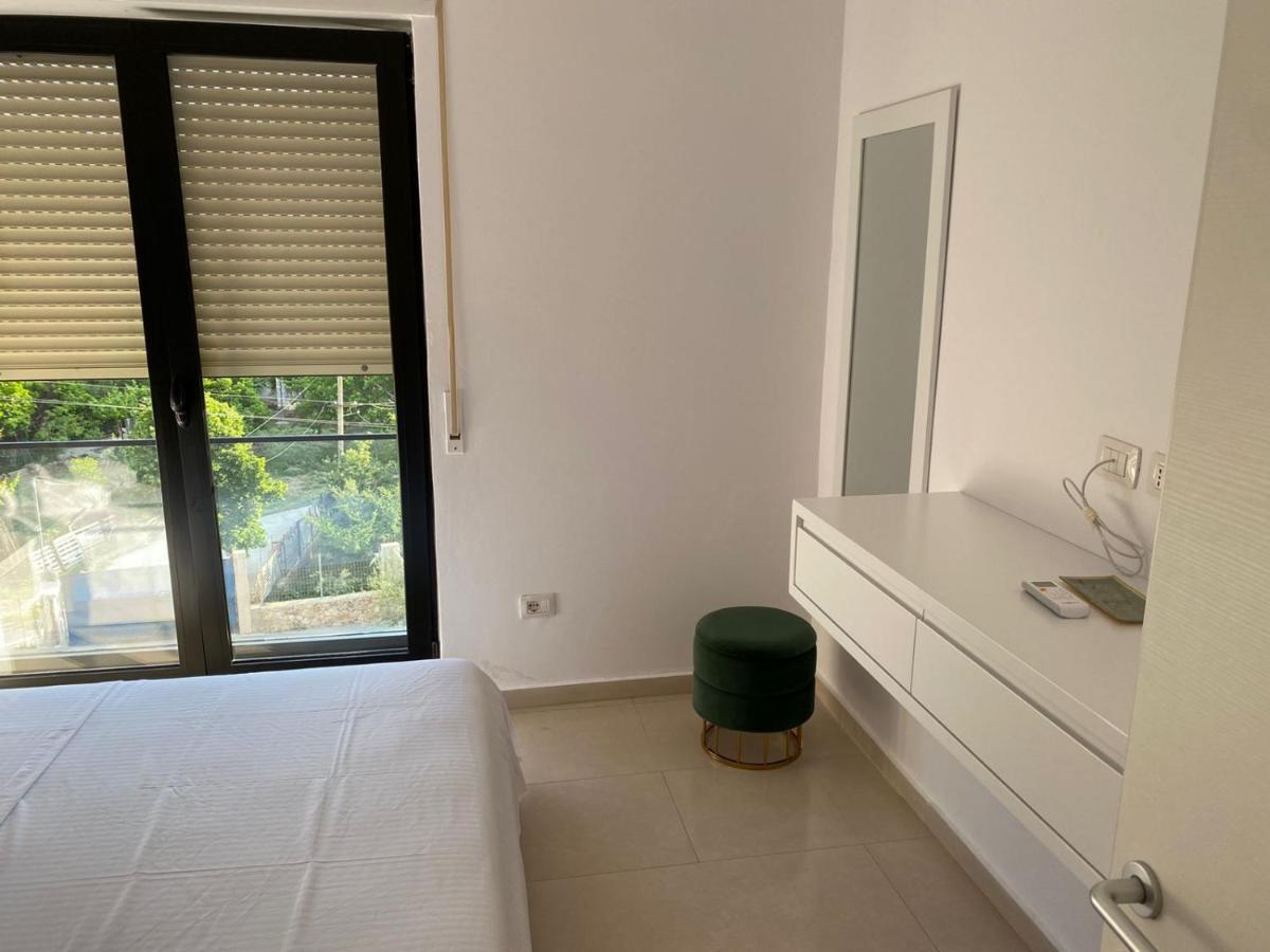 Apartment Artemis Himare Exterior photo