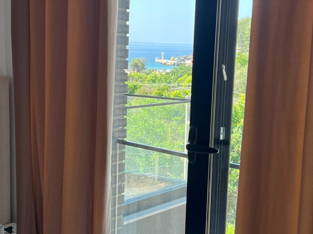Apartment Artemis Himare Exterior photo