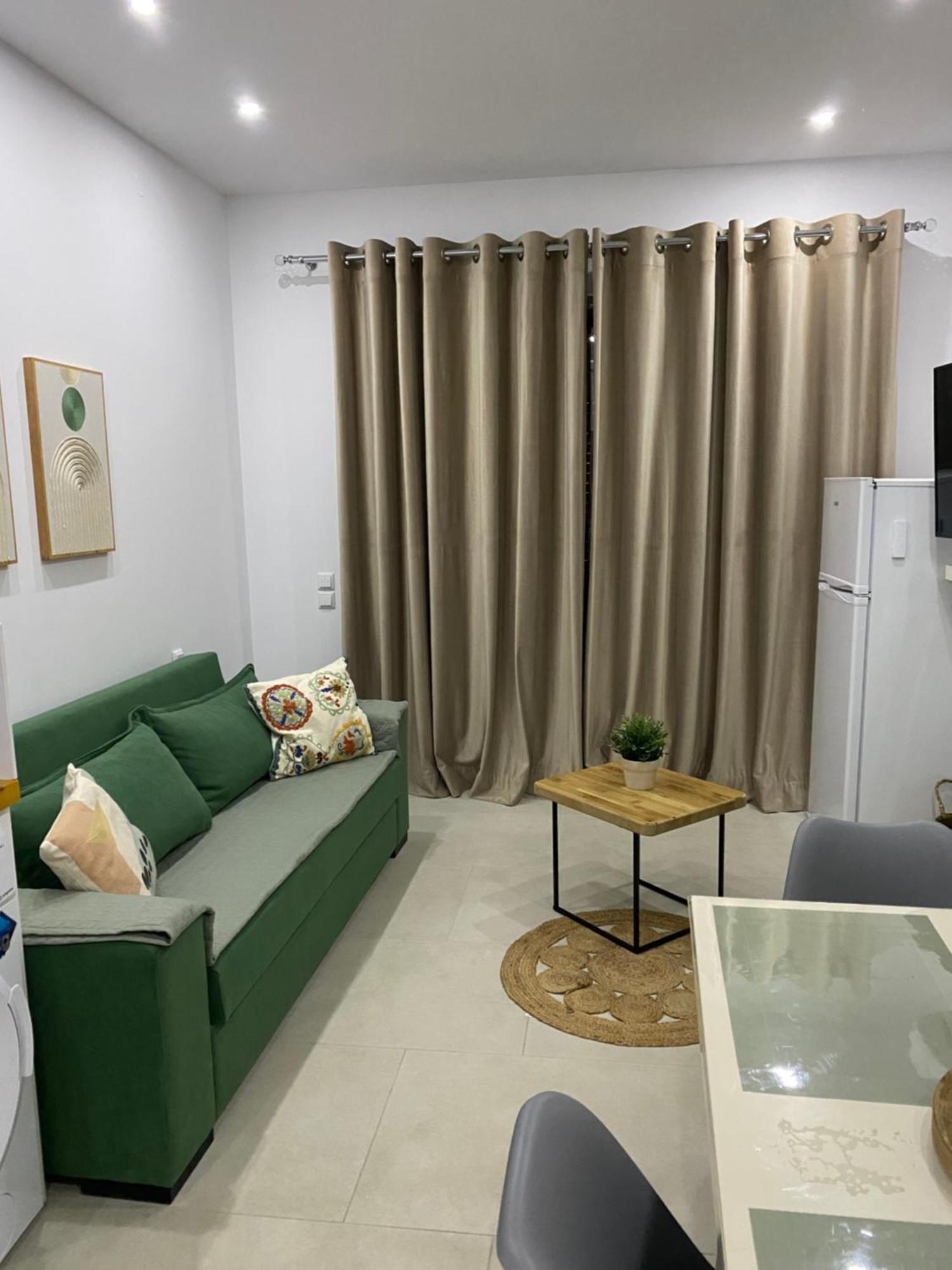 Apartment Artemis Himare Exterior photo