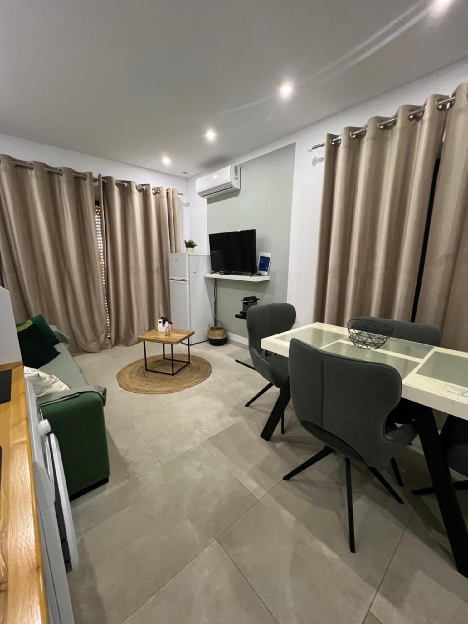 Apartment Artemis Himare Exterior photo